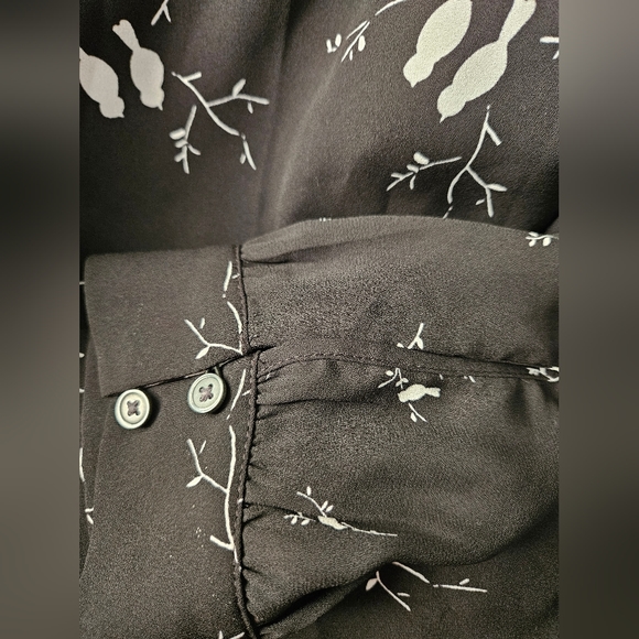 LOFT Blouse - Picture 5 of 8